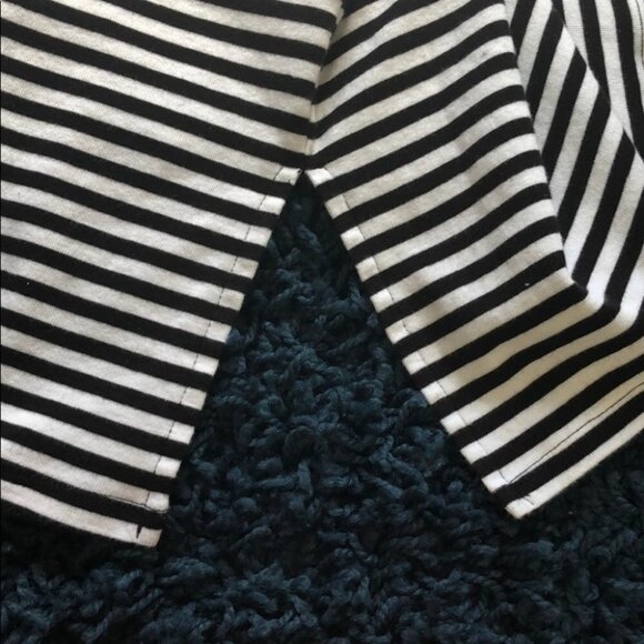Free‎  WITH PURCHASE Joe Fresh Black & White Striped Turtle Neck Midi Dress - Picture 5 of 6
